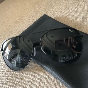 NWOT Quay Australia Aviator Sunglasses